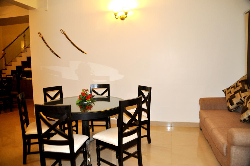 The Bhopal Grande Otel Dış mekan fotoğraf
