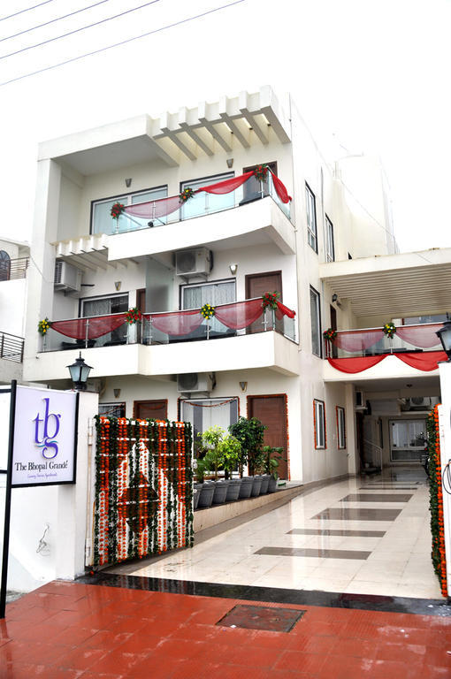 The Bhopal Grande Otel Dış mekan fotoğraf